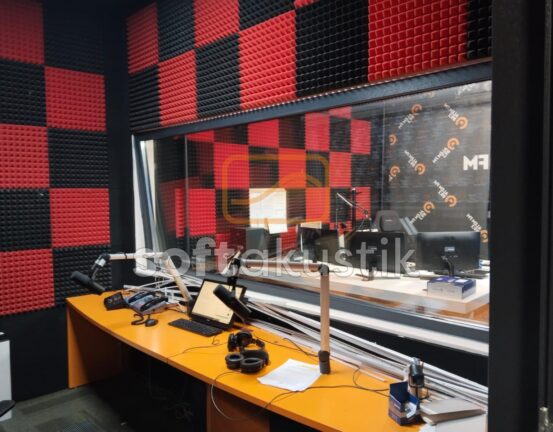 radyo-istasyonu-akustigi-ve-difuzor-cozumleri