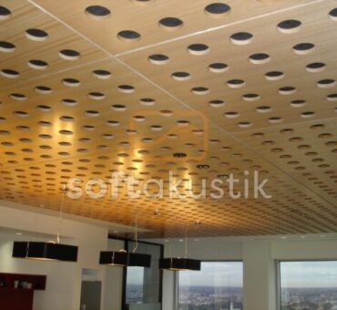 8000-delikli-ahsap-panel-ofis-uygulamalari-553x432